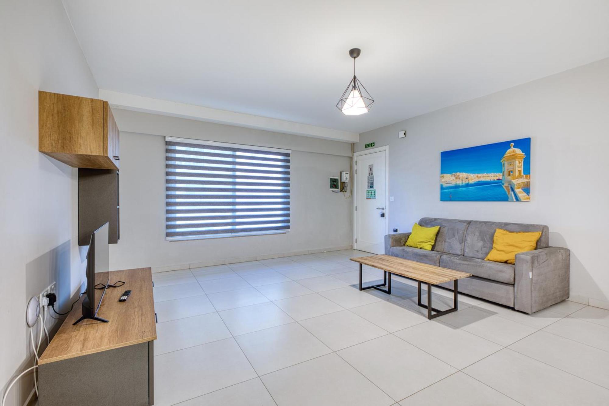 Apartament Unique Two Bedroom With Huge Outdoor Area And Close To Entertainment Is-Swieqi