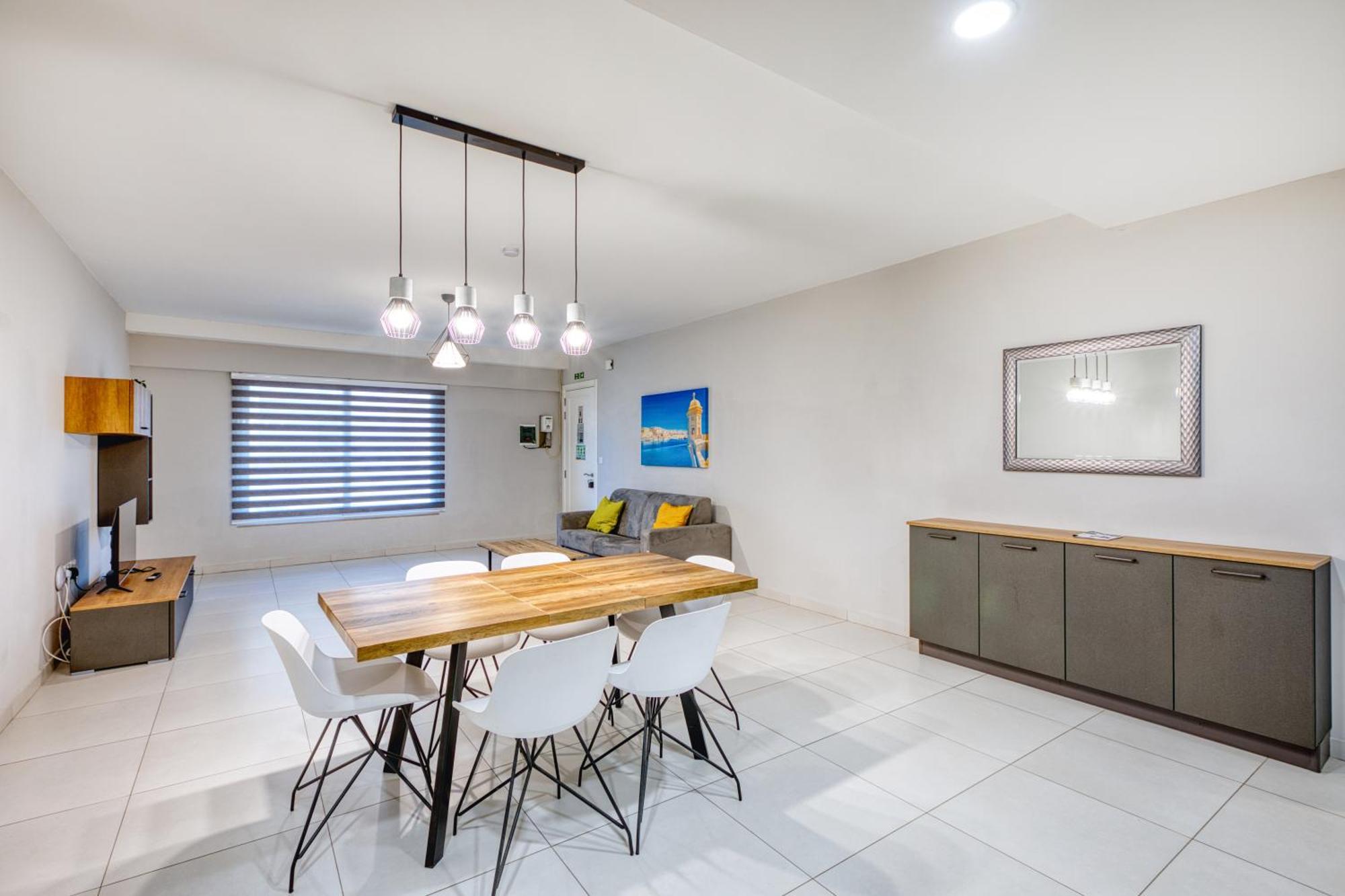 Apartamento Unique Two Bedroom With Huge Outdoor Area And Close To Entertainment *